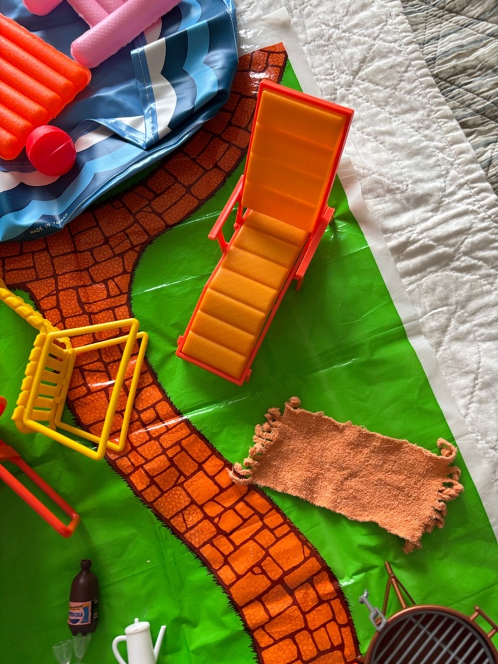 Vintage 80’s Arco BBQ Pool Party Set - Picture 6 of 6